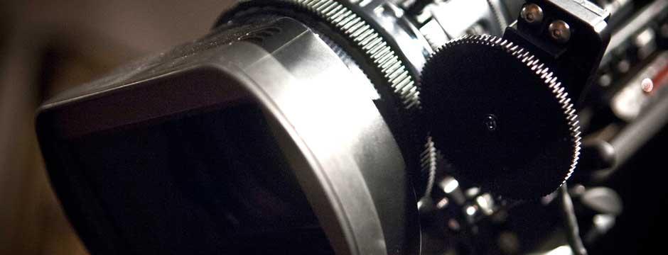 close up on video camera pull focus gears